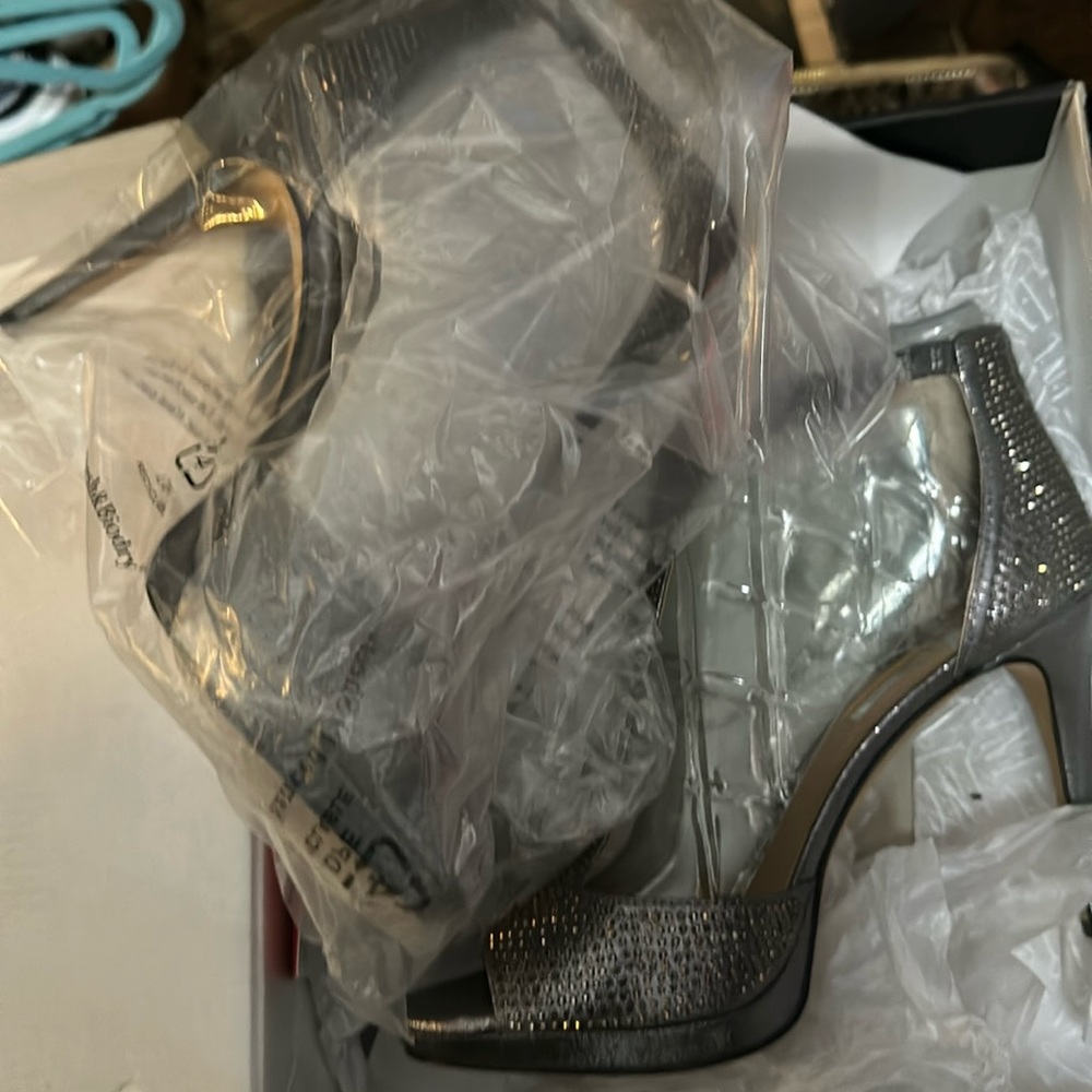 Brand New Pewter heels